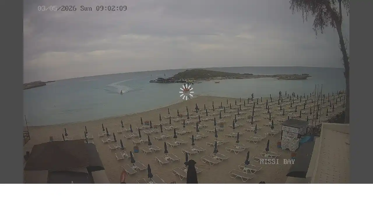 Webcam snapshot from :city — May 3, 2026 07:00