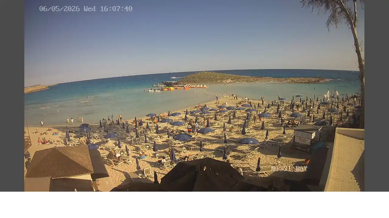 Webcam snapshot from :city — May 6, 2026 14:00
