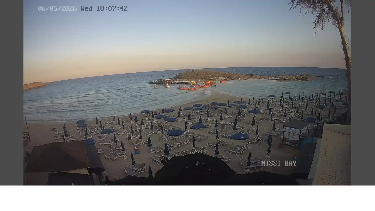 Webcam snapshot from :city — May 6, 2026 16:00