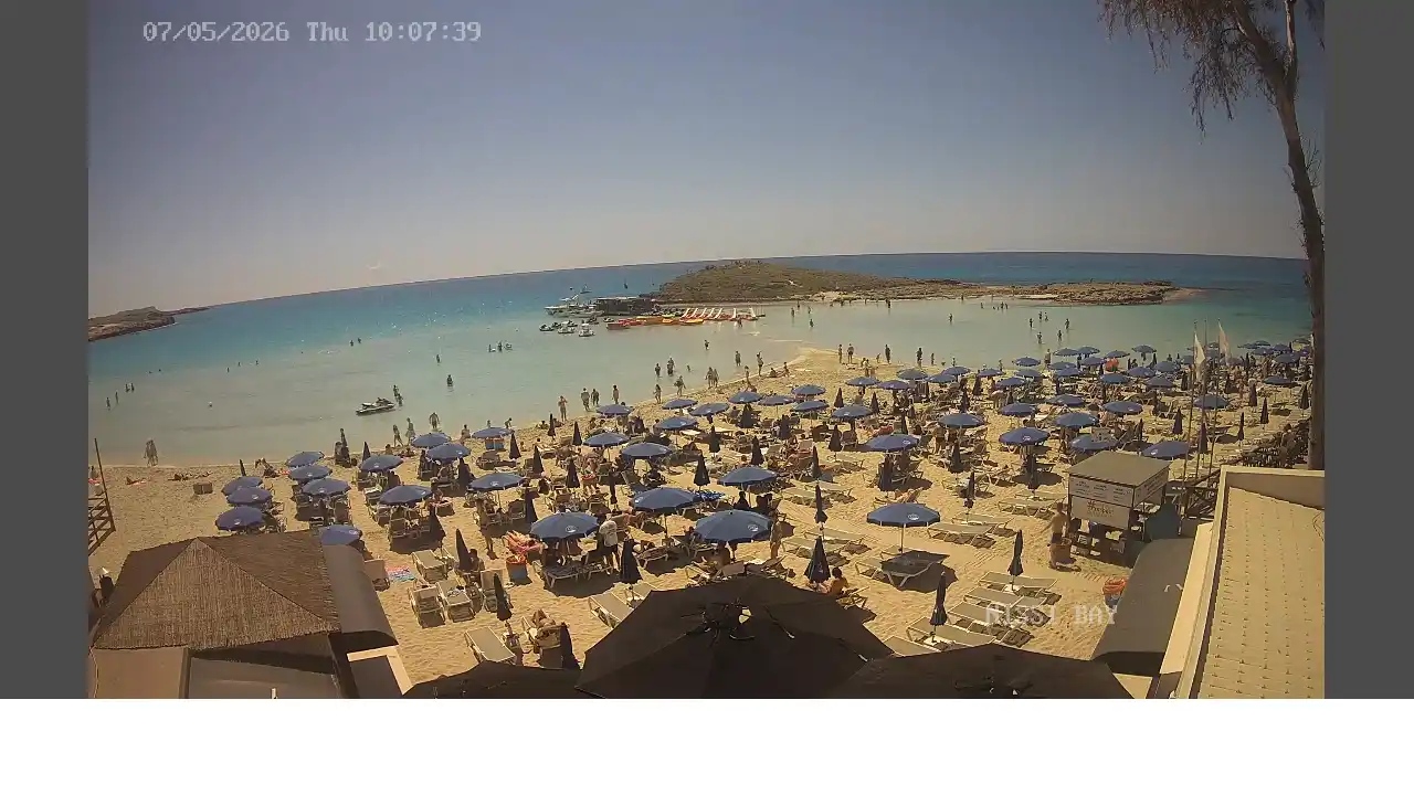 Webcam snapshot from :city — May 7, 2026 08:00