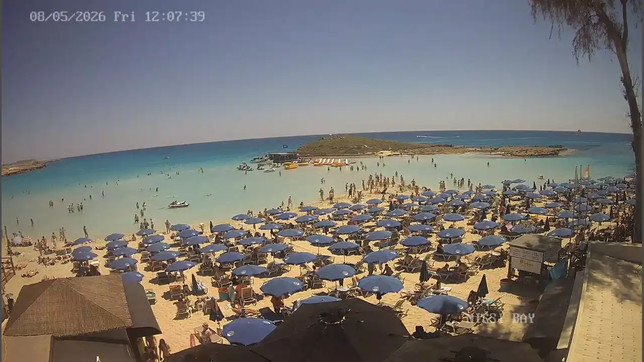 Webcam snapshot from :city — May 8, 2026 10:00