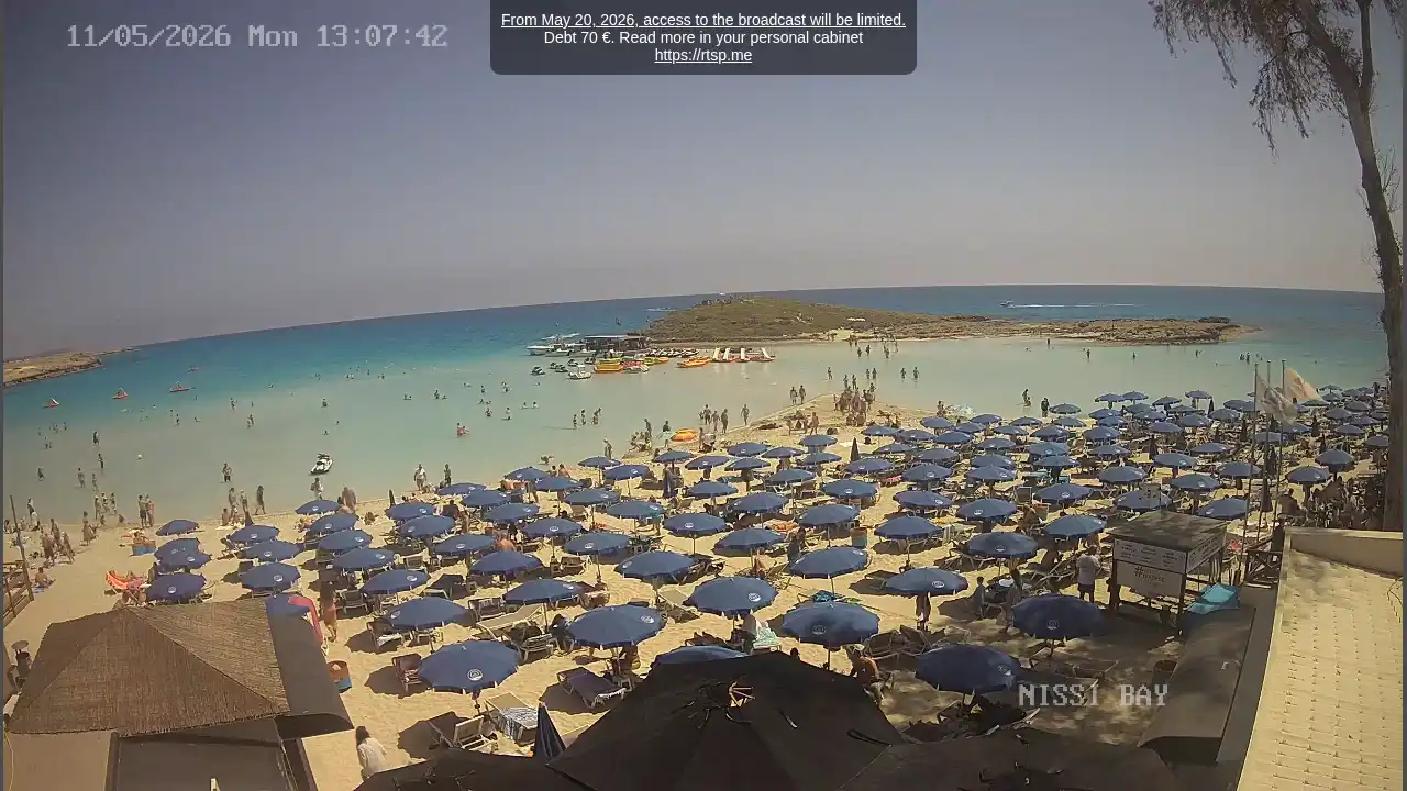 Webcam snapshot from :city — May 11, 2026 11:00