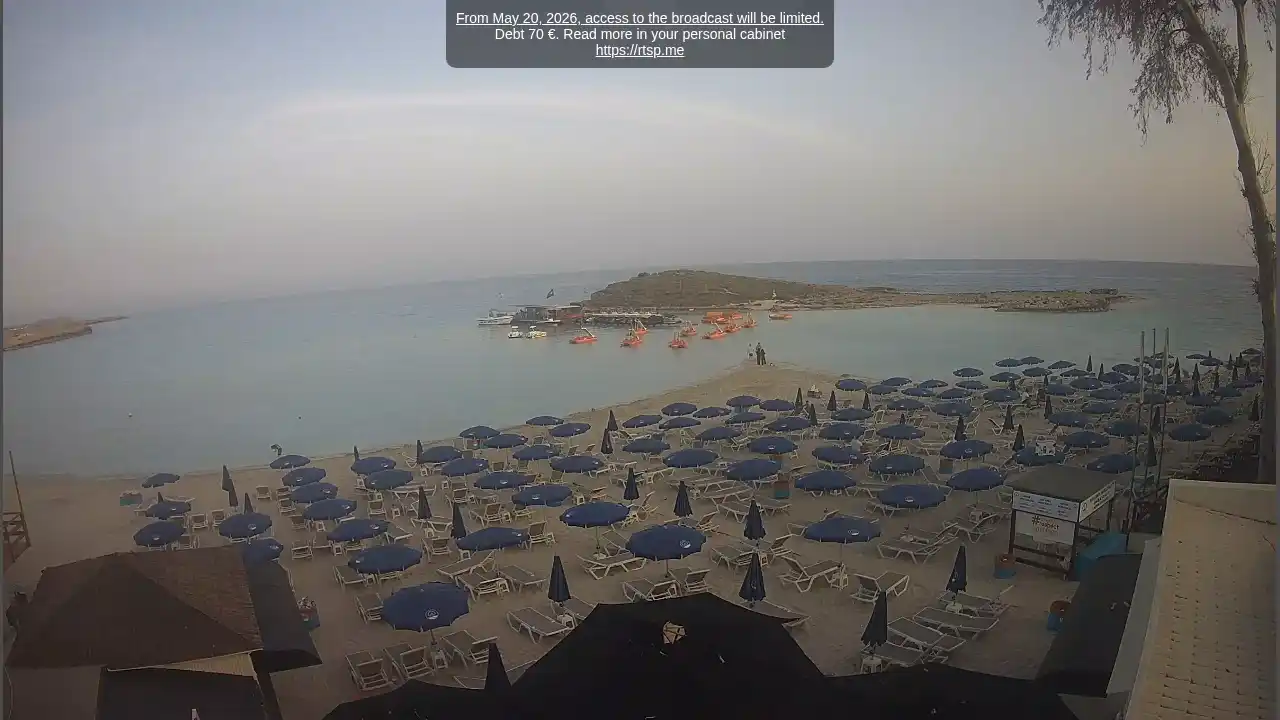 Webcam snapshot from :city — May 11, 2026 16:00
