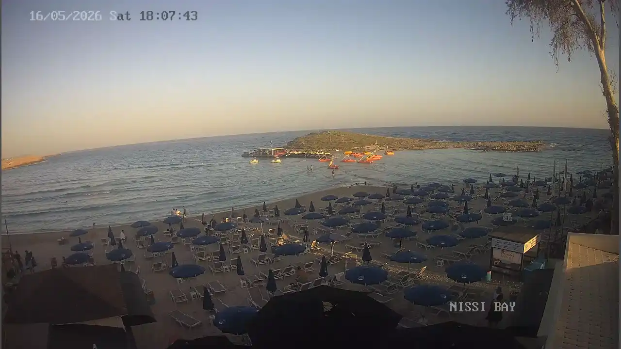 Webcam snapshot from :city — May 16, 2026 16:00