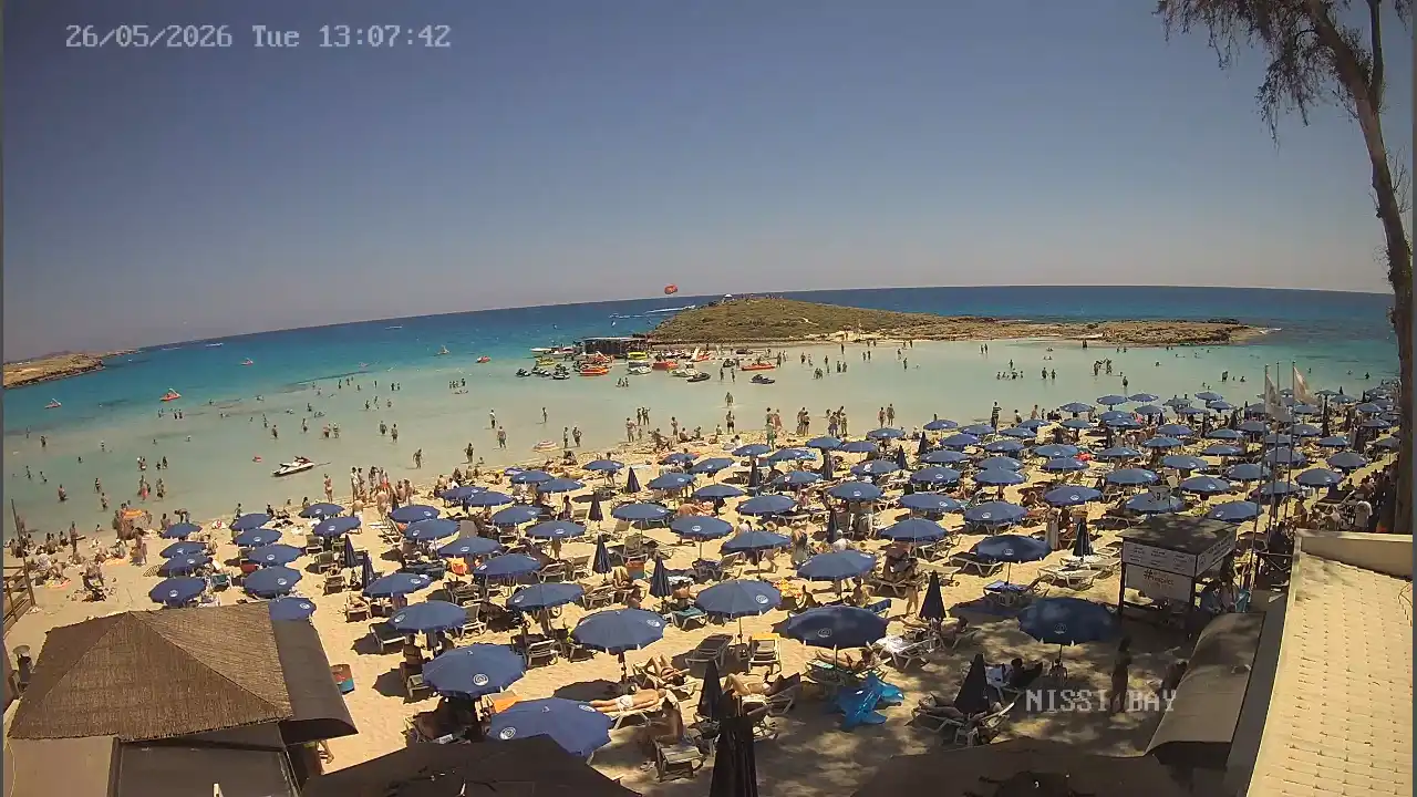 Webcam snapshot from :city — May 26, 2026 11:00