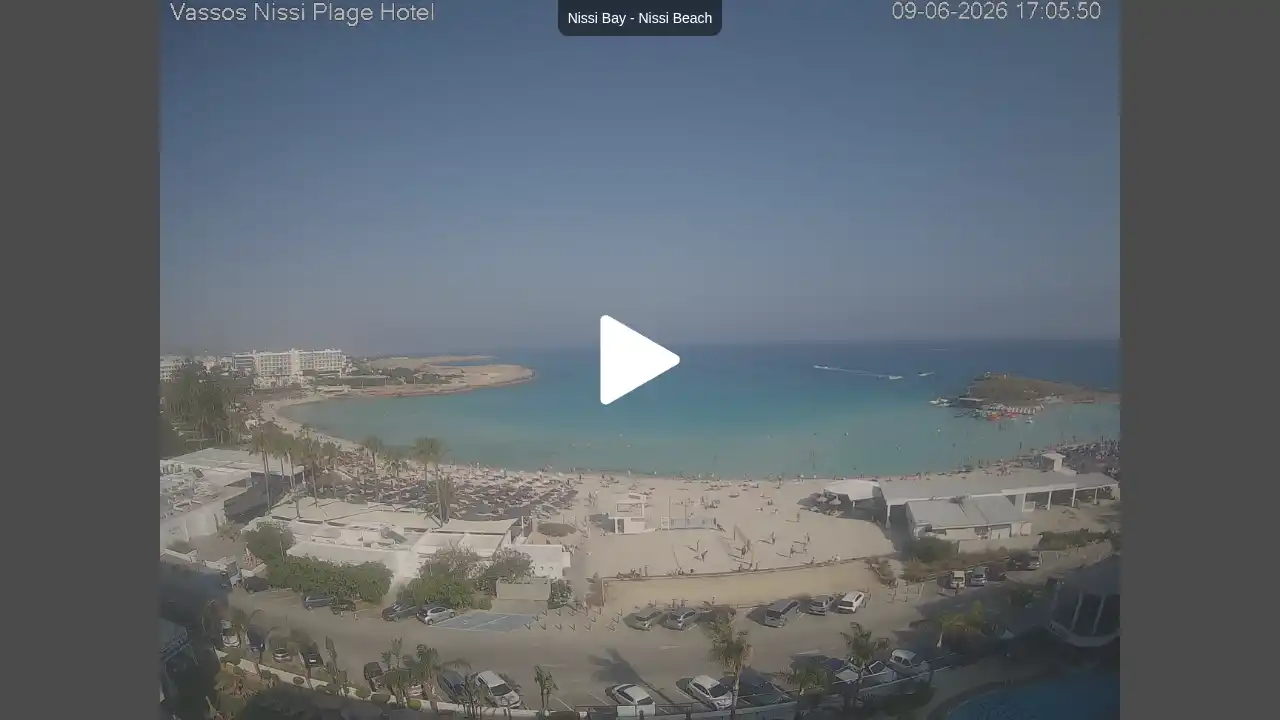 Webcam snapshot from :city — June 9, 2026 14:00