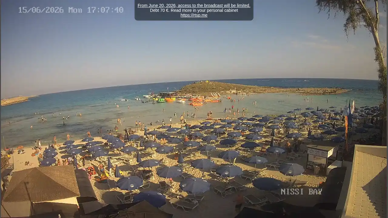 Webcam snapshot from :city — June 15, 2026 15:00