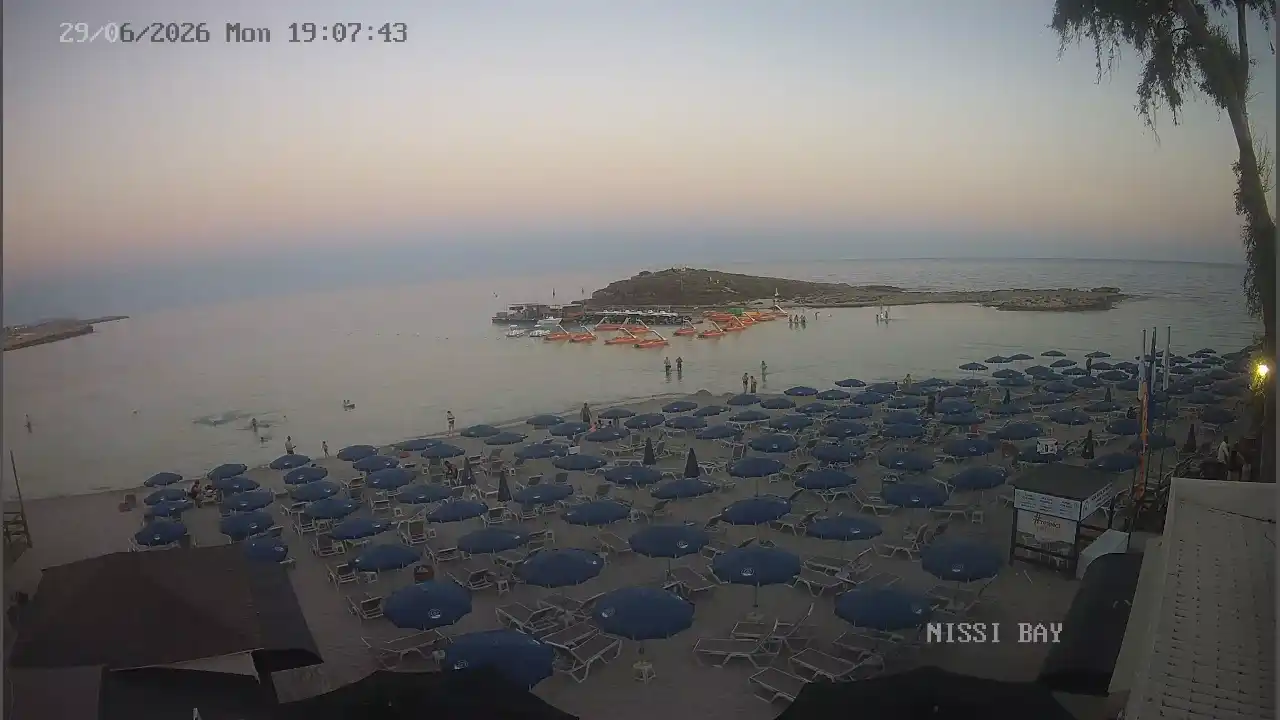 Webcam snapshot from :city — June 29, 2026 17:00