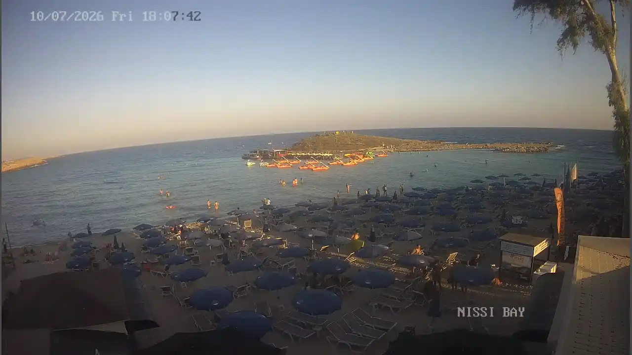 Webcam snapshot from :city — July 10, 2026 16:00