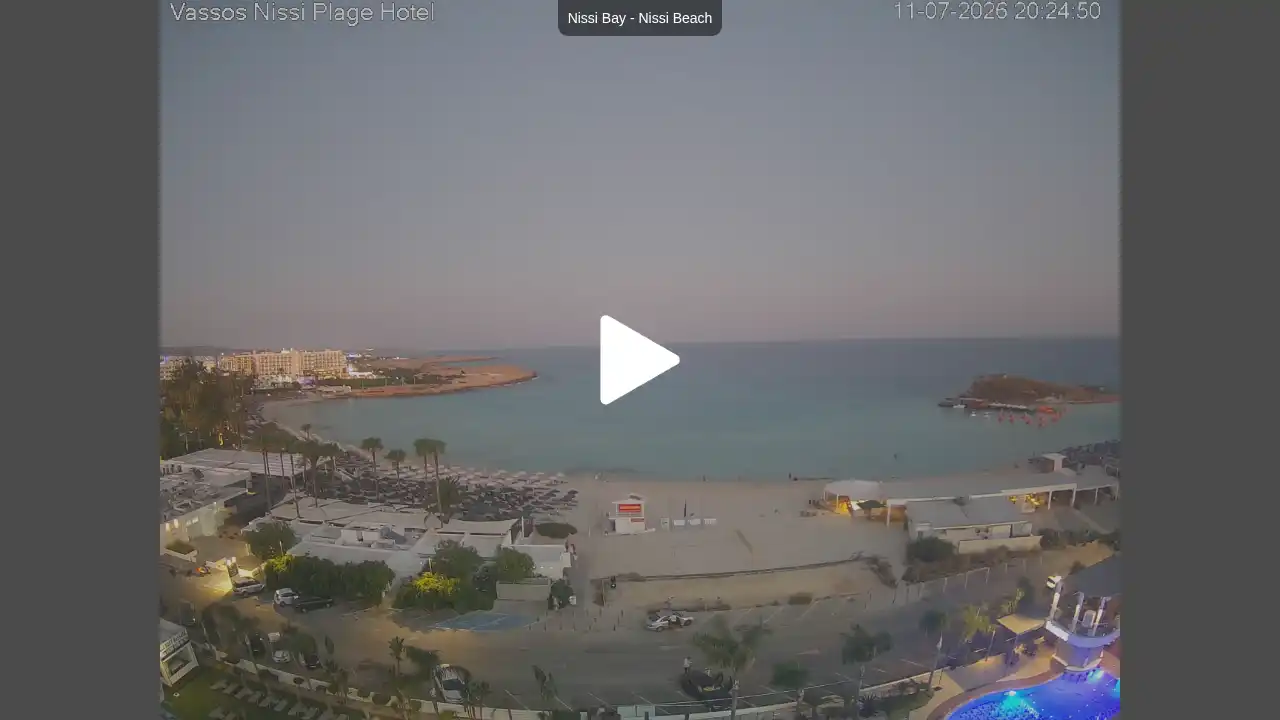 Webcam snapshot from :city — July 11, 2026 18:00