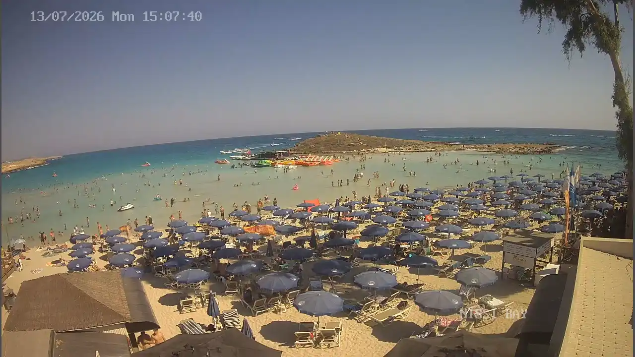 Webcam snapshot from :city — July 13, 2026 13:00