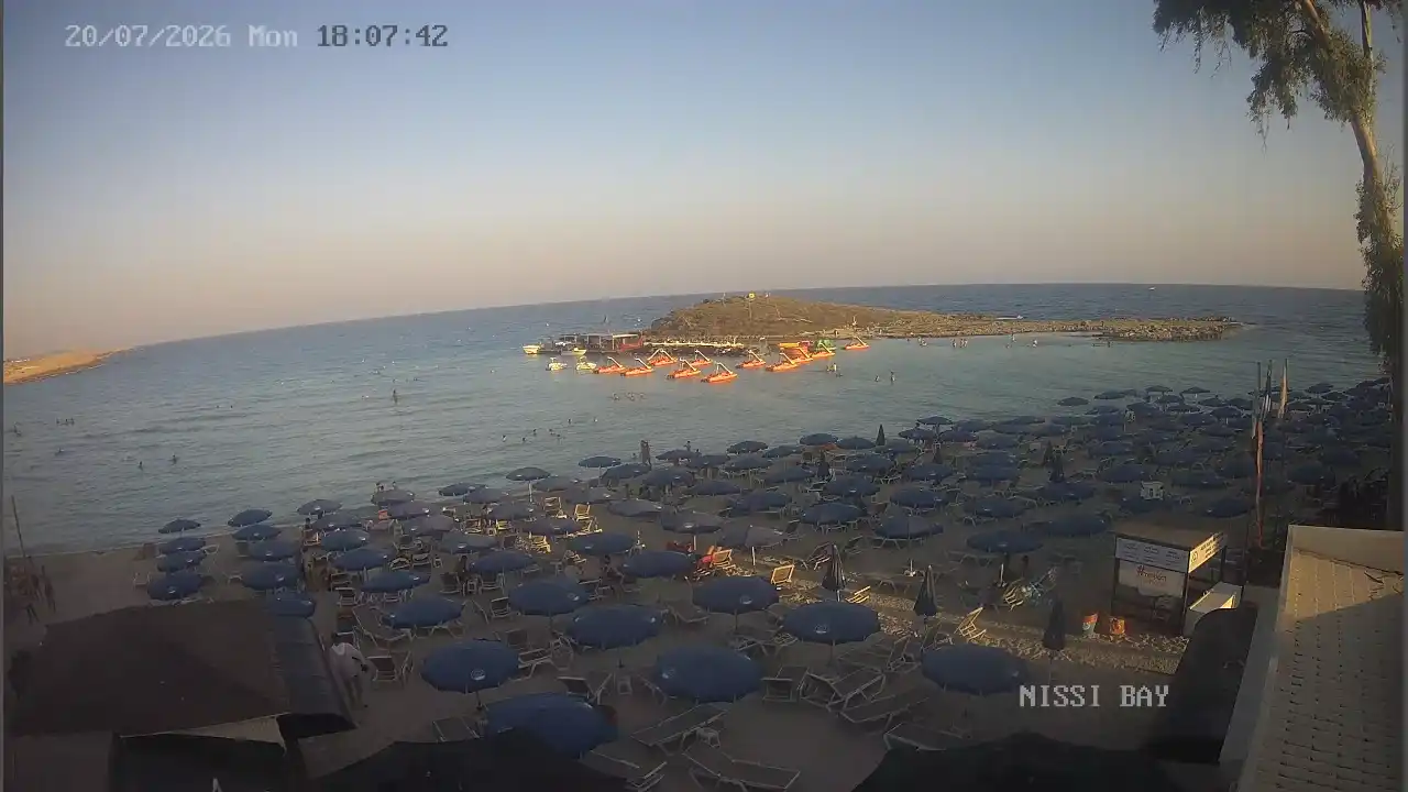 Webcam snapshot from :city — July 20, 2026 16:00