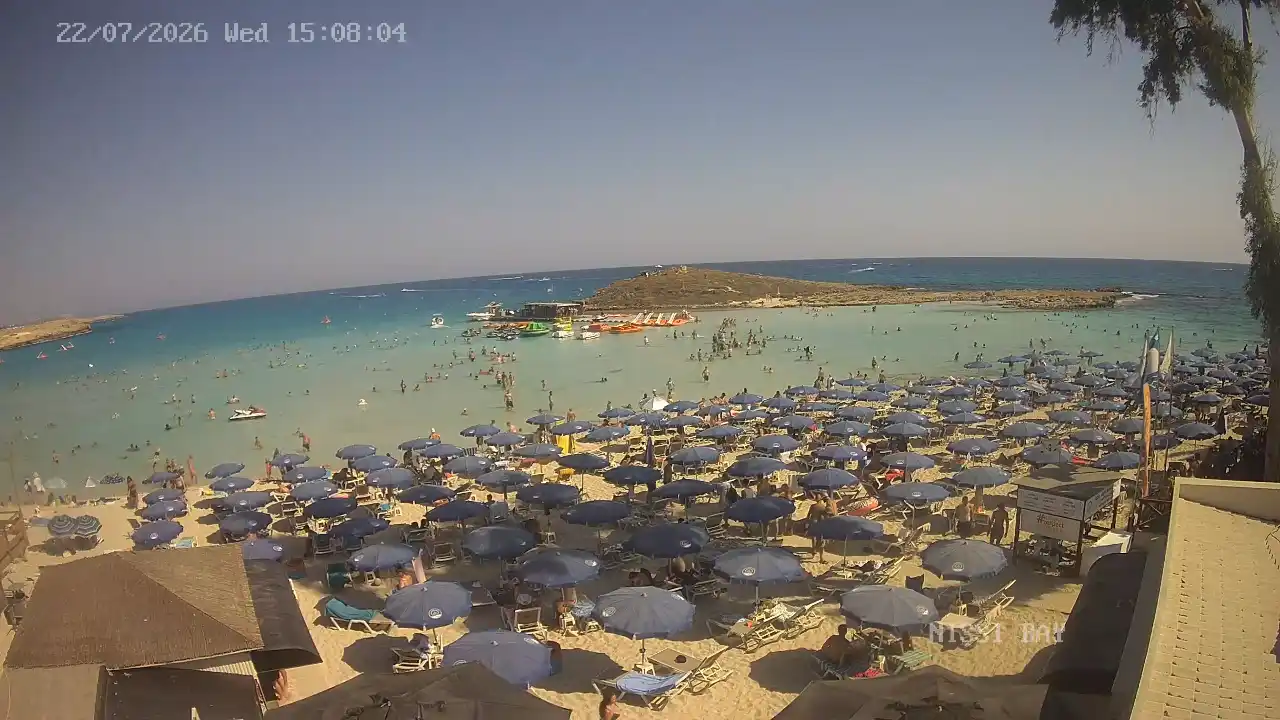 Webcam snapshot from :city — July 22, 2026 13:00