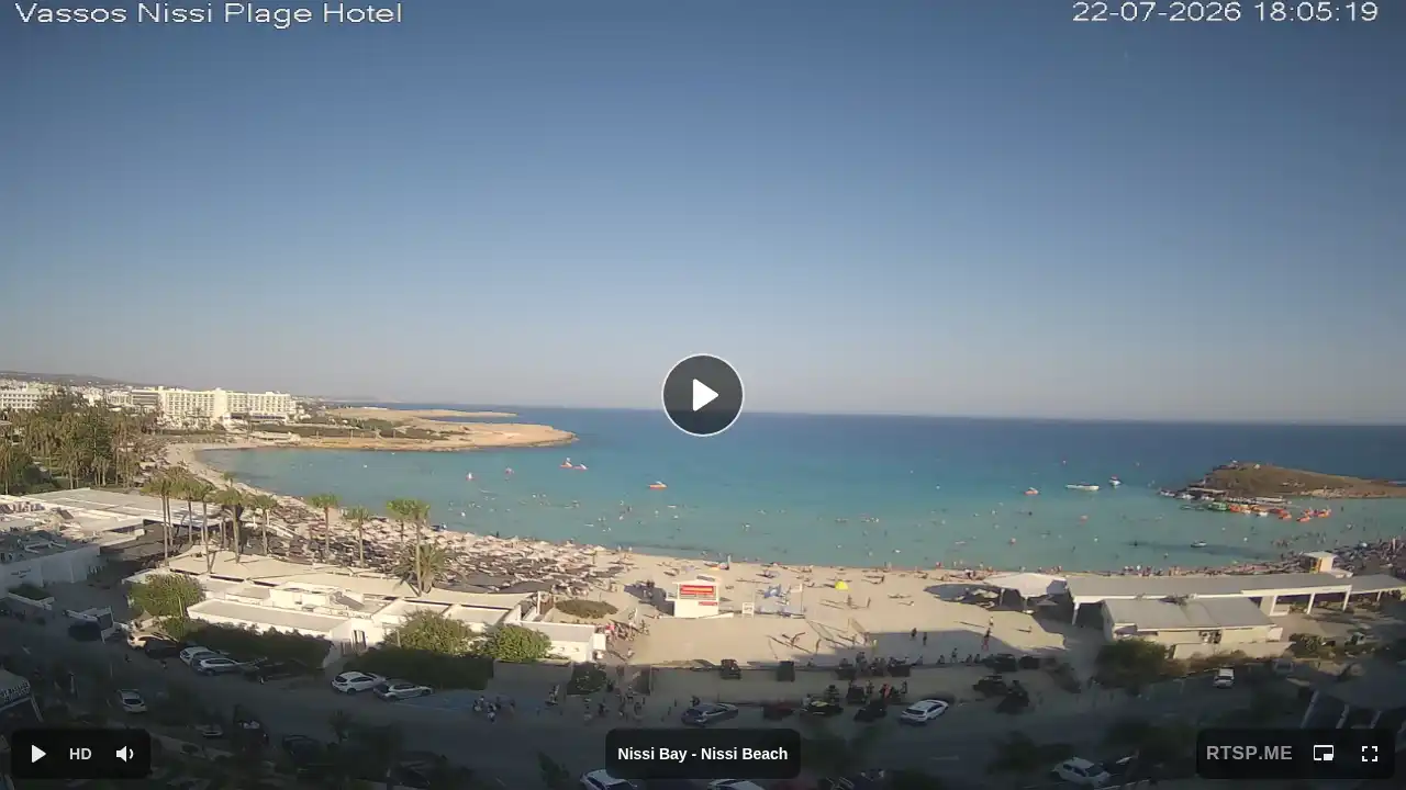 Webcam snapshot from :city — July 22, 2026 15:00