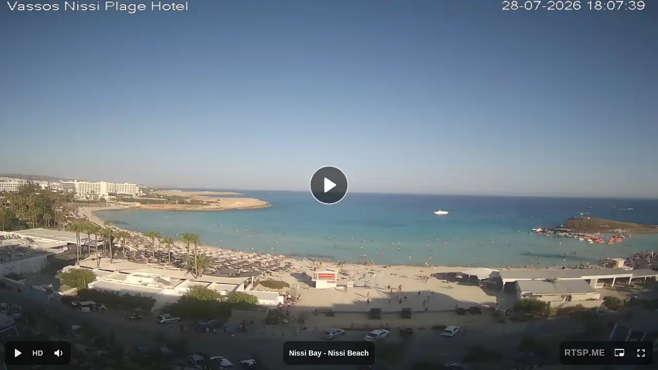 Webcam snapshot from :city — July 28, 2026 15:00
