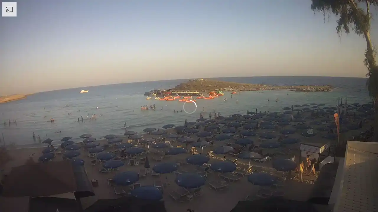 Webcam snapshot from :city — July 30, 2026 16:00