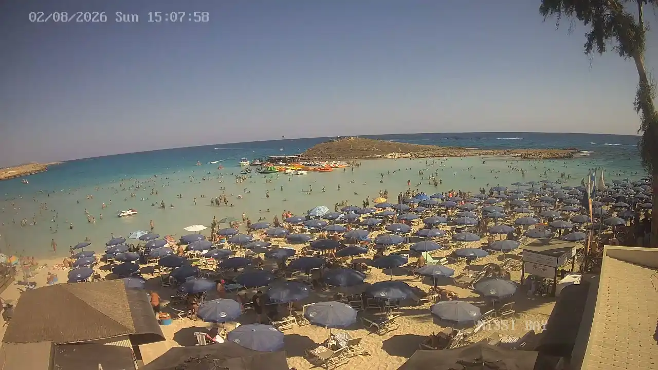 Webcam snapshot from :city — August 2, 2026 13:00