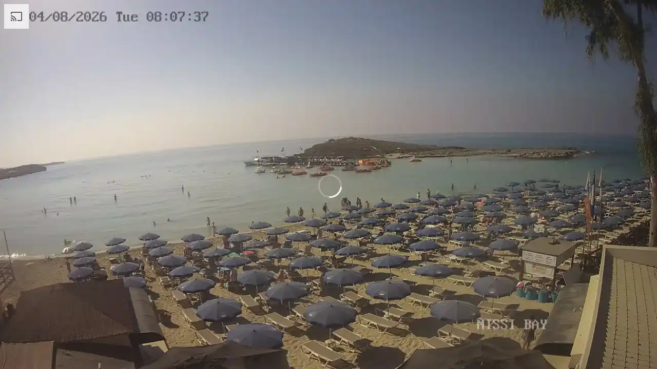 Webcam snapshot from :city — August 4, 2026 06:00