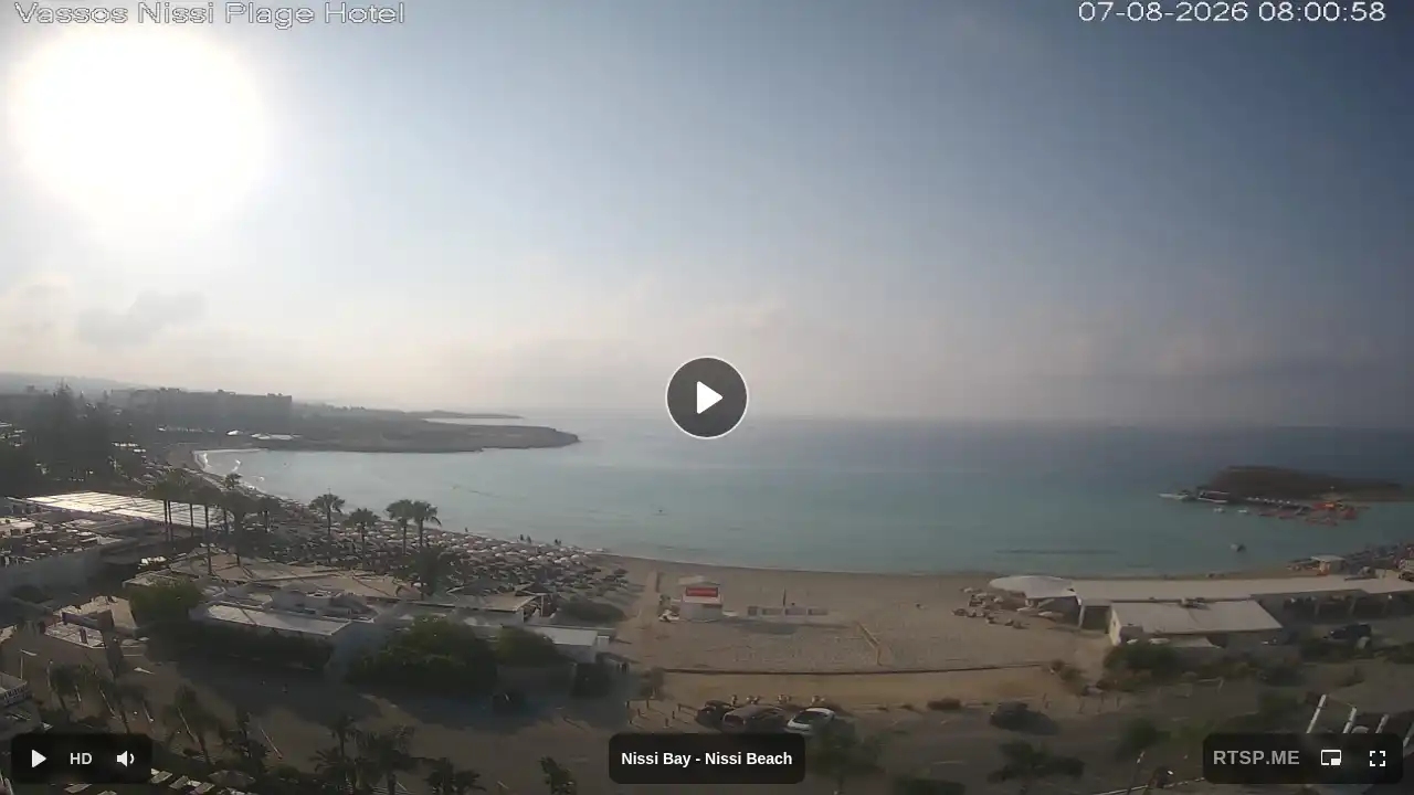 Webcam snapshot from :city — August 7, 2026 05:00