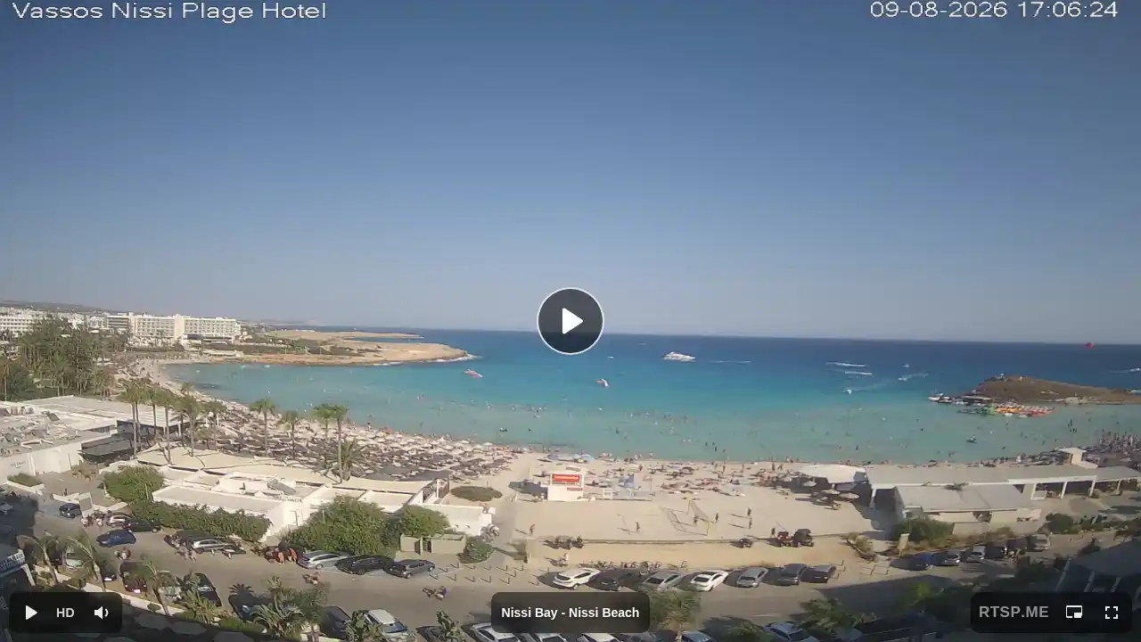 Webcam snapshot from :city — August 9, 2026 14:00