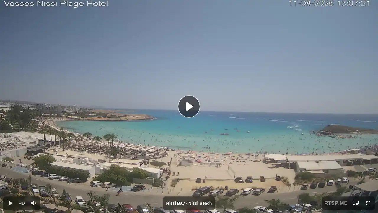 Webcam snapshot from :city — August 11, 2026 10:00