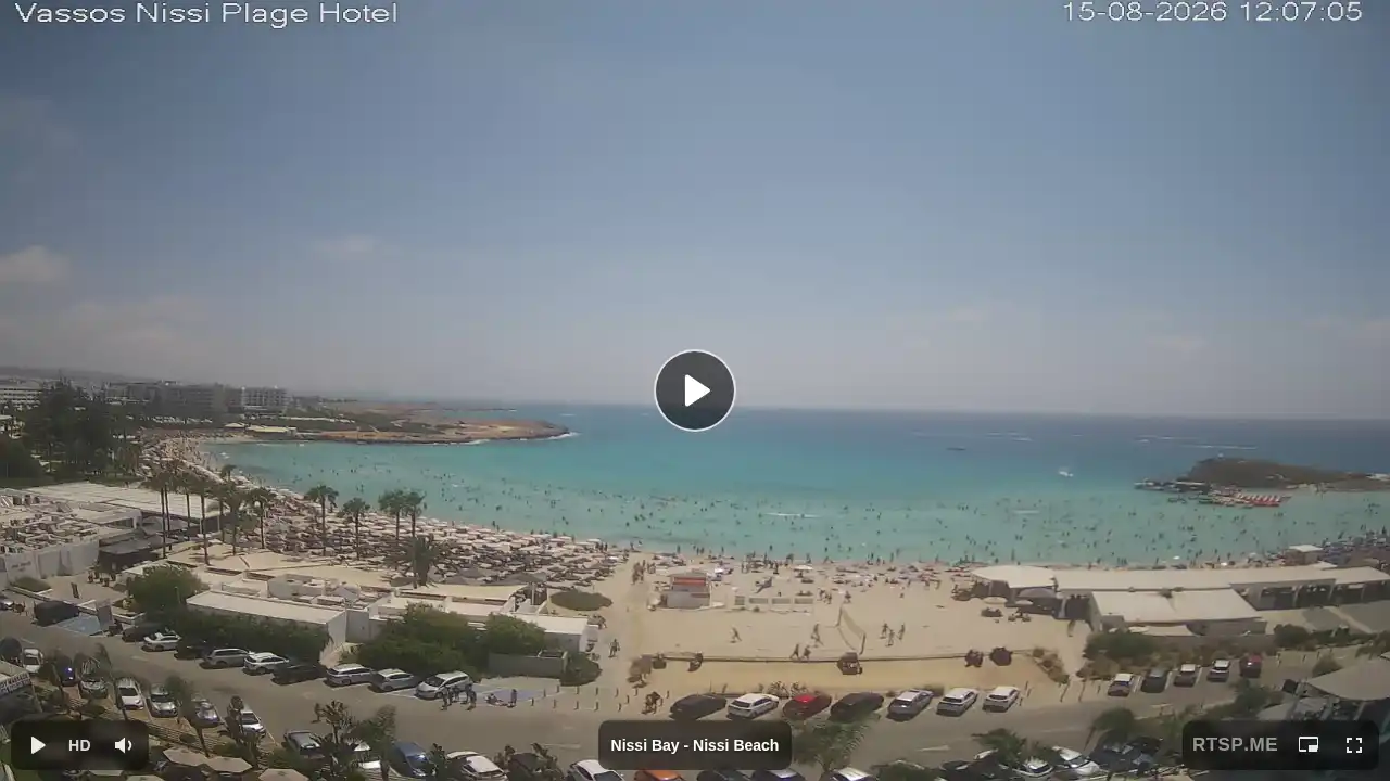 Webcam snapshot from :city — August 15, 2026 09:00