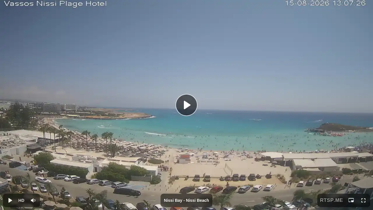 Webcam snapshot from :city — August 15, 2026 10:00