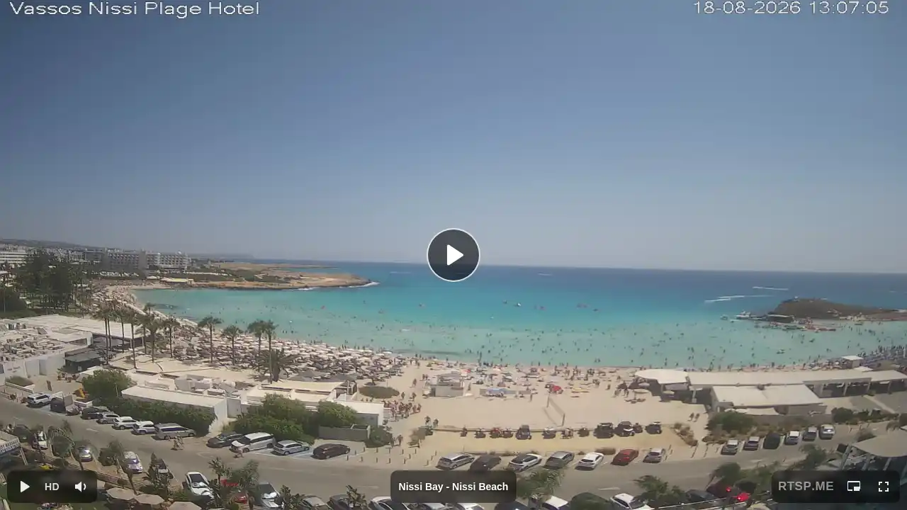 Webcam snapshot from :city — August 18, 2026 10:00