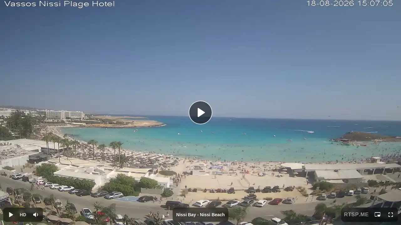 Webcam snapshot from :city — August 18, 2026 12:00
