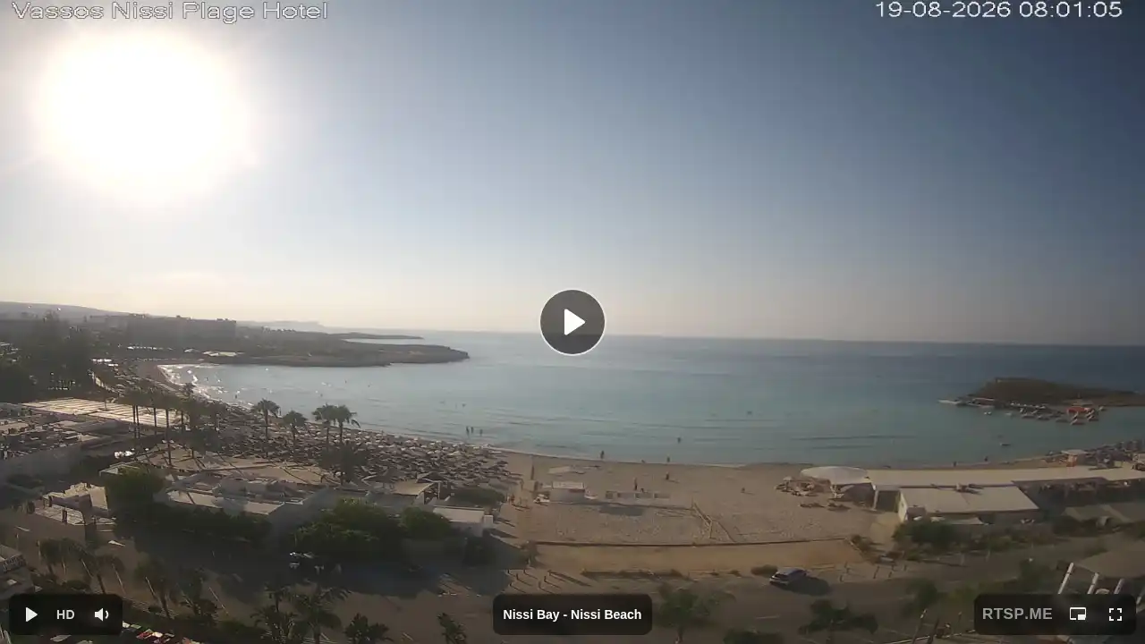 Webcam snapshot from :city — August 19, 2026 05:00