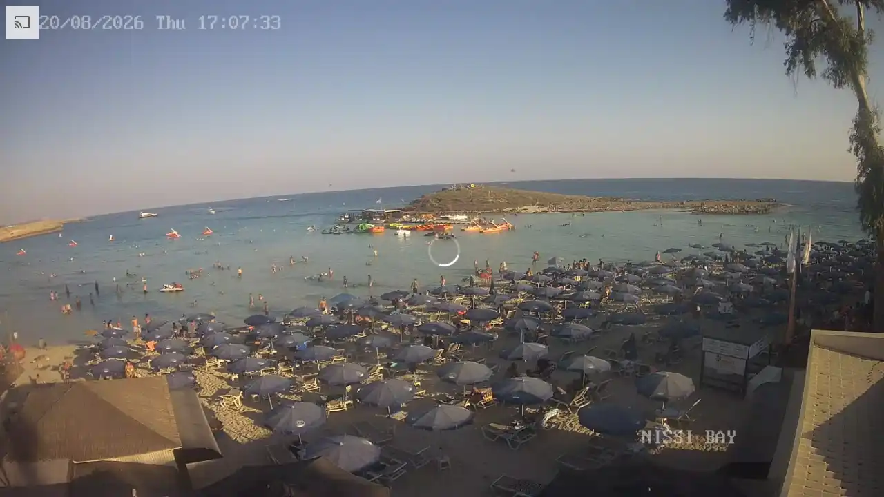 Webcam snapshot from :city — August 20, 2026 15:00