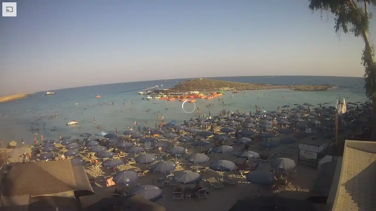 Webcam snapshot from :city — August 21, 2026 15:00