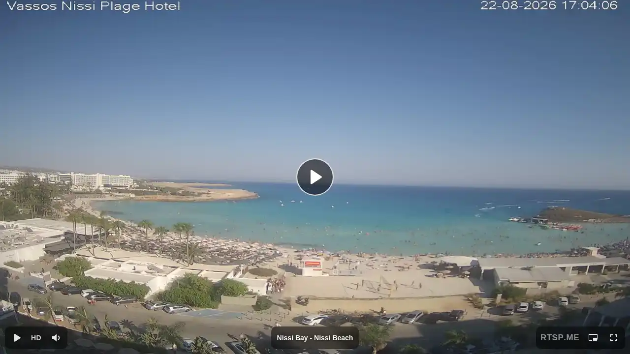 Webcam snapshot from :city — August 22, 2026 14:00