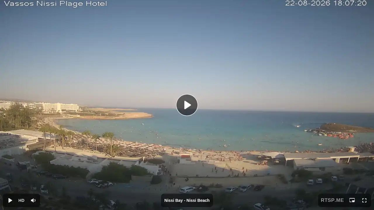 Webcam snapshot from :city — August 22, 2026 15:00