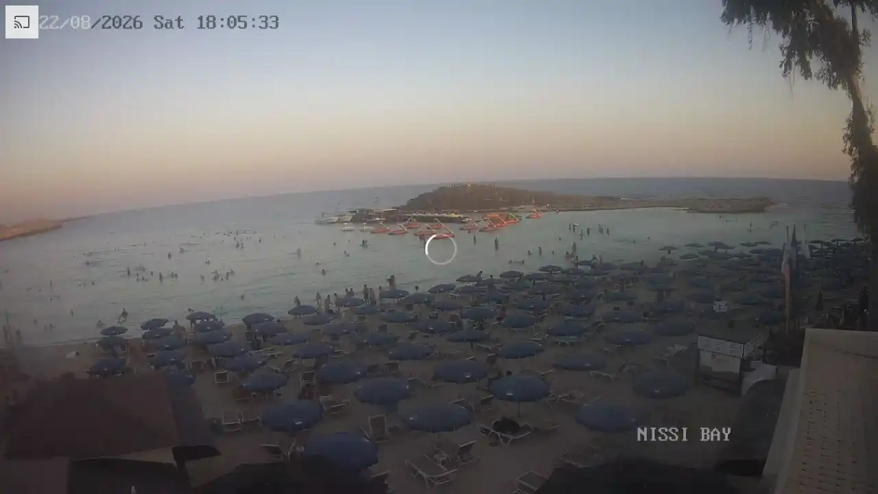 Webcam snapshot from :city — August 22, 2026 16:00