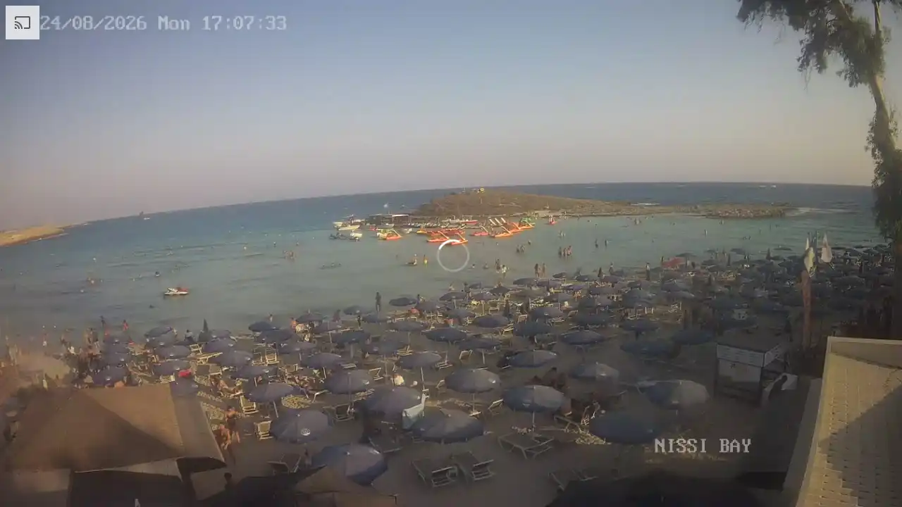 Webcam snapshot from :city — August 24, 2026 15:00