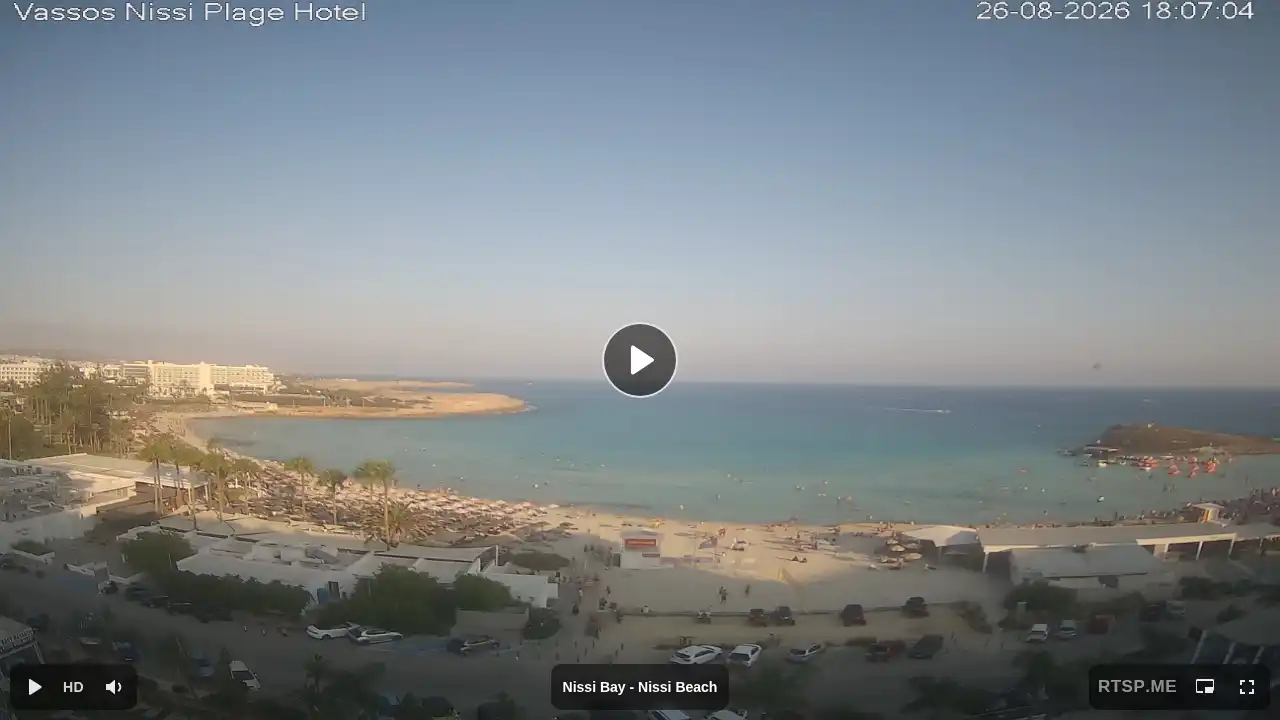 Webcam snapshot from :city — August 26, 2026 15:00