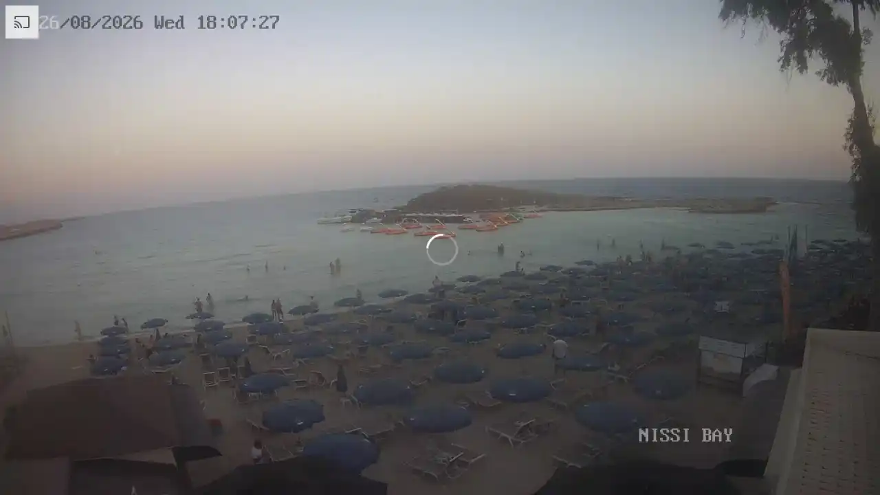 Webcam snapshot from :city — August 26, 2026 16:00