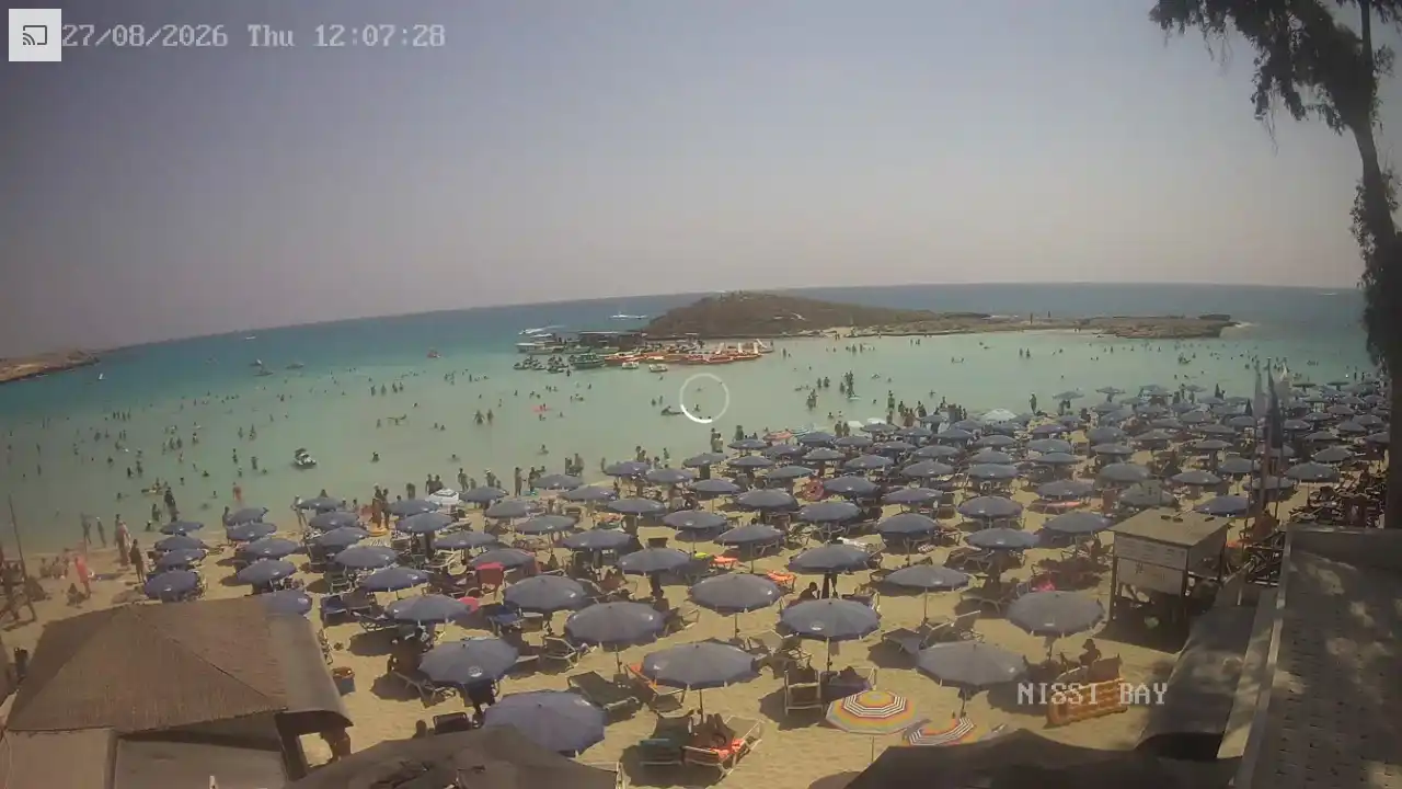 Webcam snapshot from :city — August 27, 2026 10:00