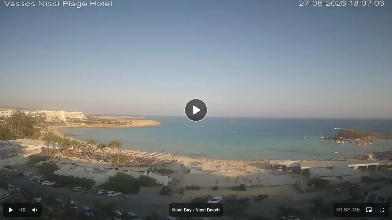 Webcam snapshot from :city — August 27, 2026 15:00