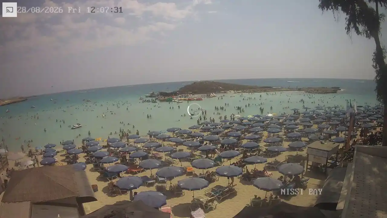 Webcam snapshot from :city — August 28, 2026 10:00