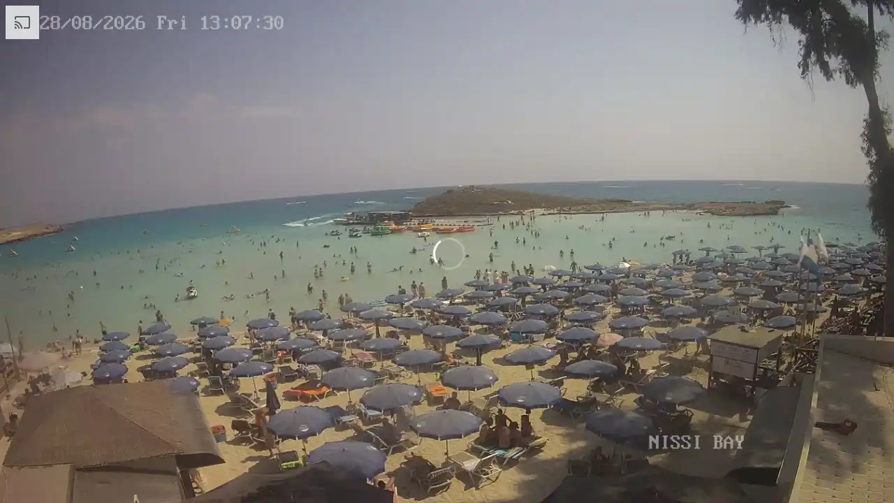 Webcam snapshot from :city — August 28, 2026 11:00