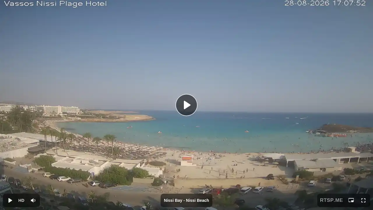 Webcam snapshot from :city — August 28, 2026 14:00