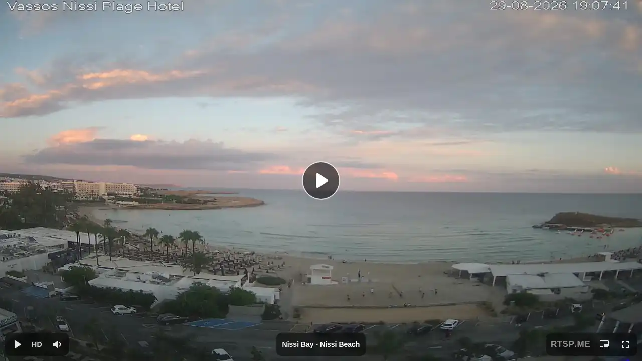 Webcam snapshot from :city — August 29, 2026 16:00