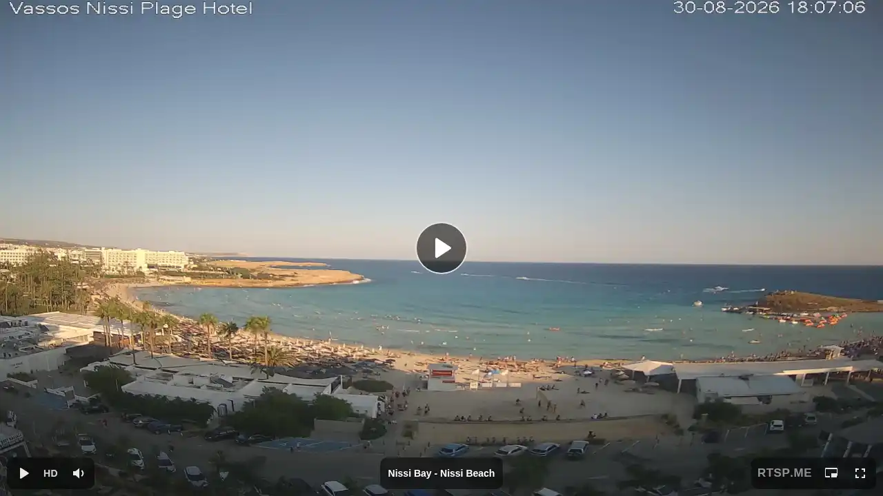 Webcam snapshot from :city — August 30, 2026 15:00