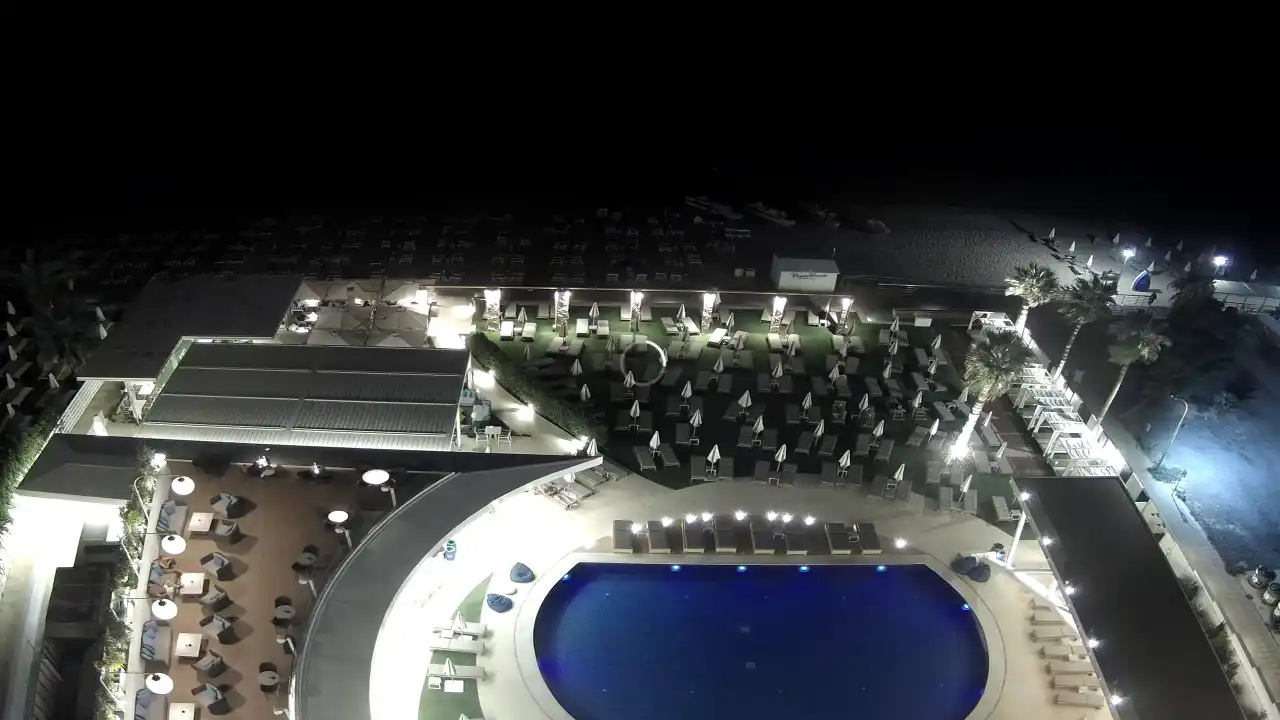 Webcam snapshot from :city — September 1, 2026 18:00