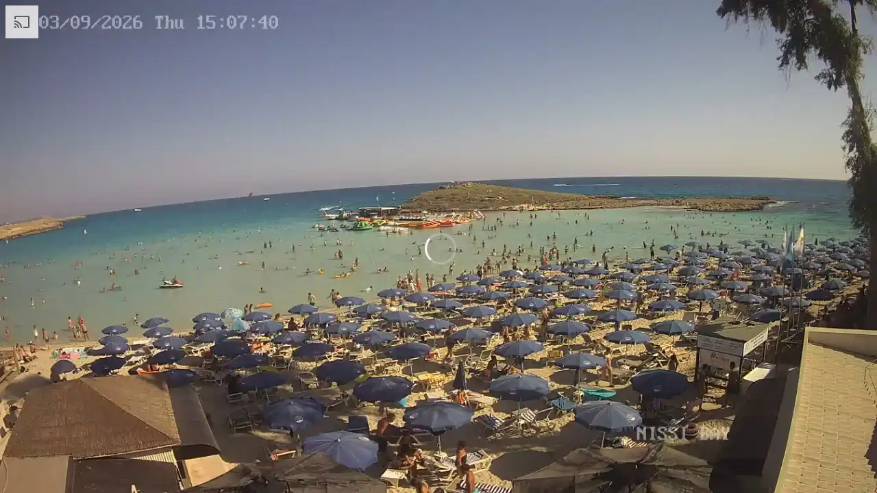 Webcam snapshot from :city — September 3, 2026 13:00
