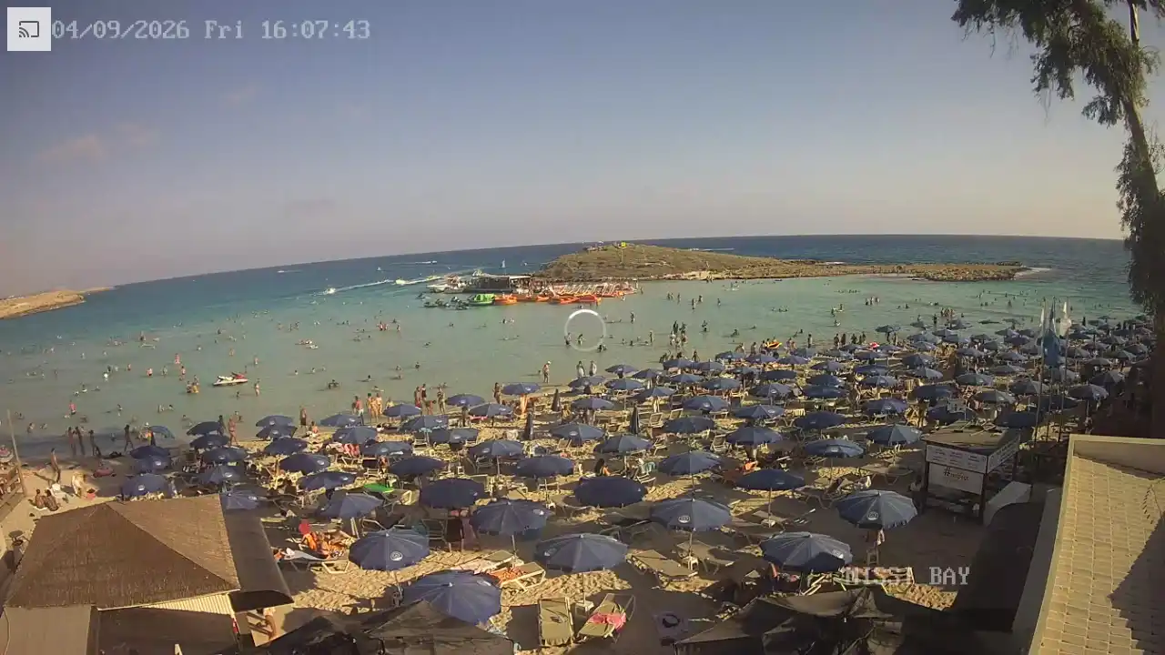 Webcam snapshot from :city — September 4, 2026 14:00