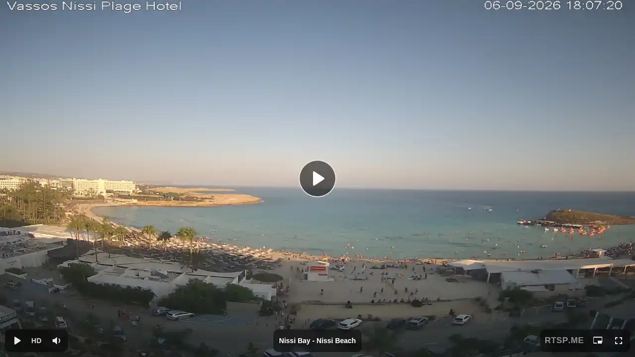 Webcam snapshot from :city — September 6, 2026 15:00