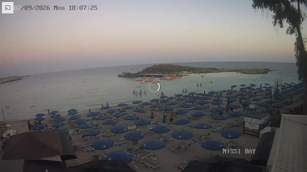 Webcam snapshot from :city — September 7, 2026 16:00